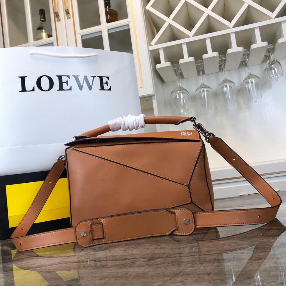 Loewe Handbag 189